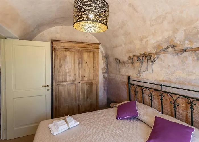 Dimora La Pinta '700 דירה