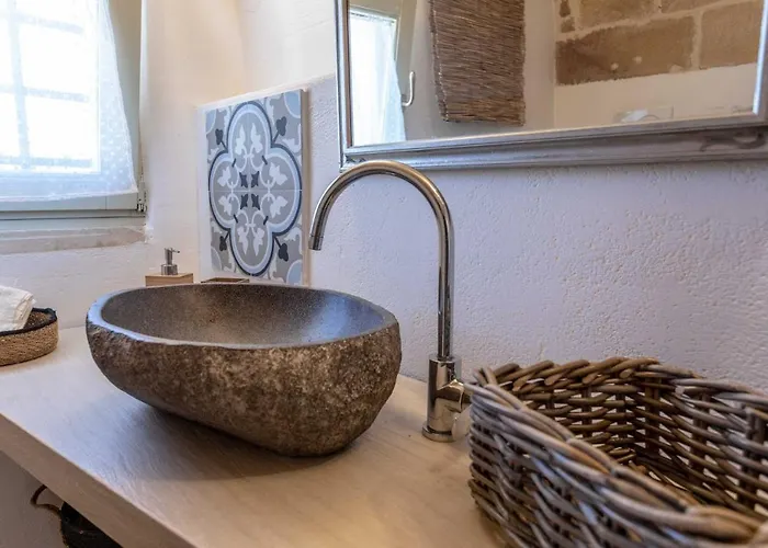 Dimora La Pinta '700 דירה *